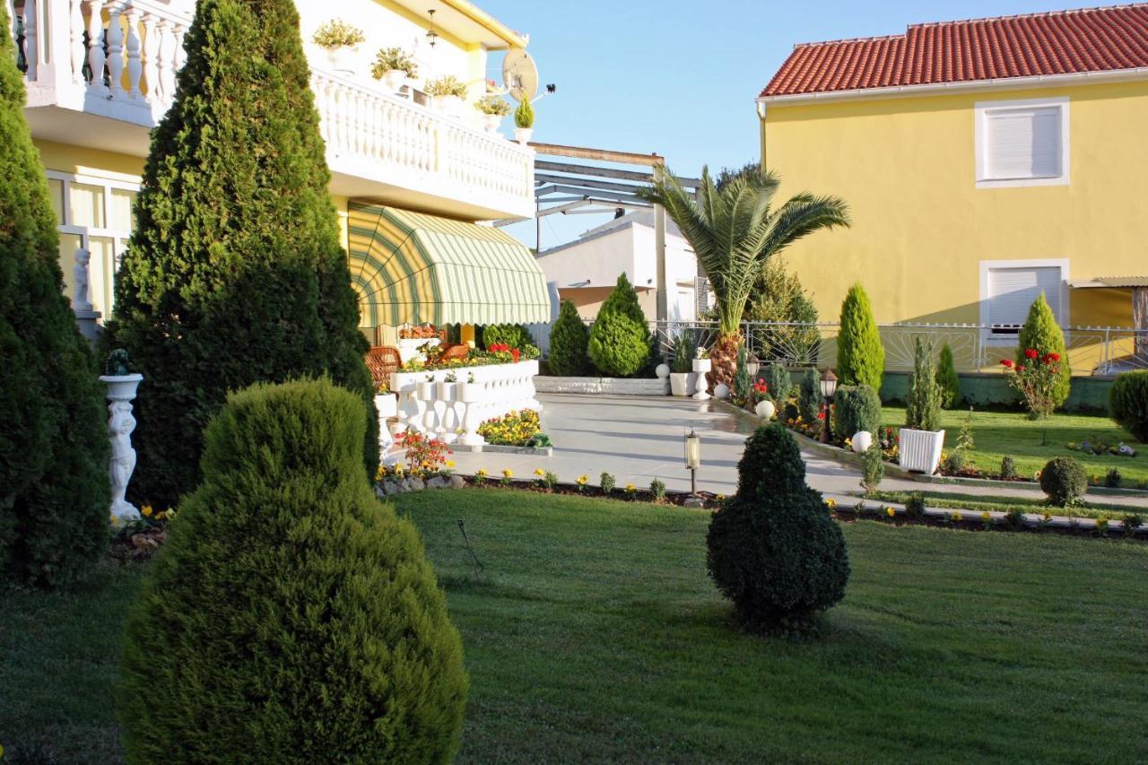 Apartments With A Parking Space Bibinje, Zadar - 681 외부 사진