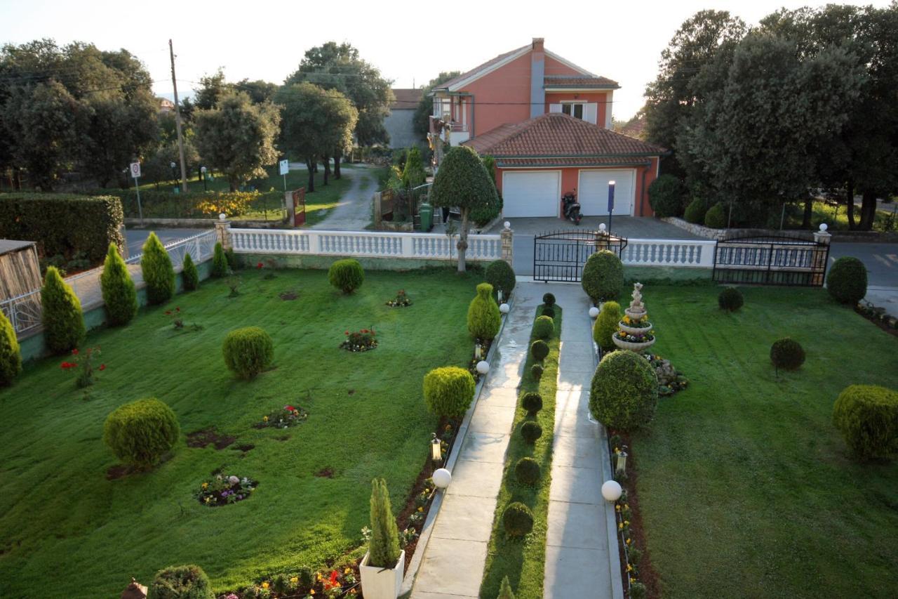 Apartments With A Parking Space Bibinje, Zadar - 681 외부 사진