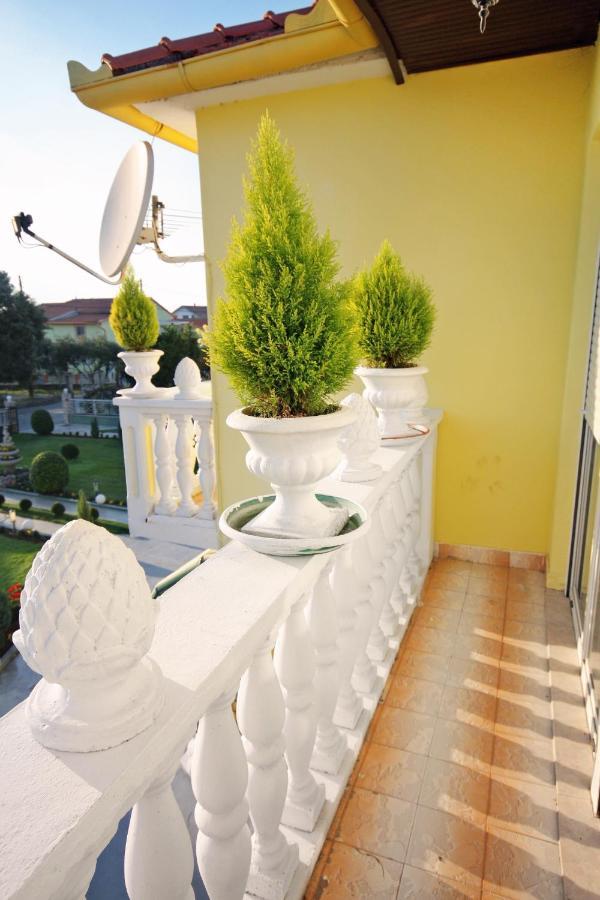 Apartments With A Parking Space Bibinje, Zadar - 681 외부 사진